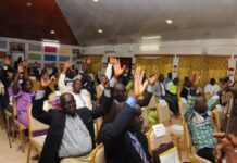 Activité du Conseil Régional du Cavally : Anne Désirée OULOTO, présente le budget 2022.