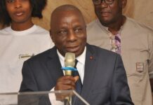 Mot du Ministre, Gouverneur : Travaillons en toute fraternité pour le bonheur et la grandeur de notre région. Ministre, Gouverneur