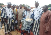 Le Maire Abou Fofana honore les Chefs traditionnels et de communautés