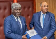 Un Ministre, Gouverneur à la tête du gouvernement