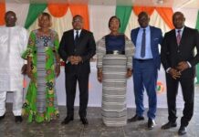 La nouvelle équipe installée, le travail reprend